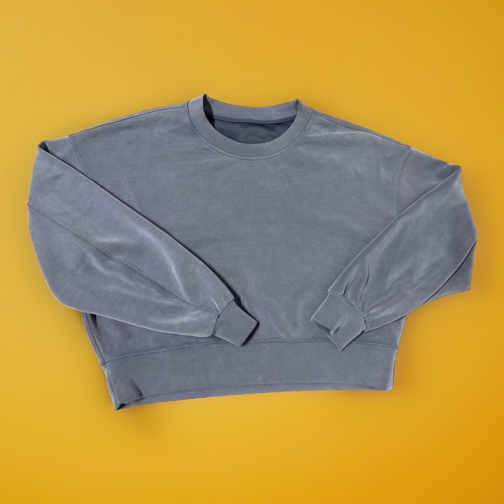 Lululemon Softstreme Sweatshirt Cropped Oversize Size Medium Muted Cloudy Blue